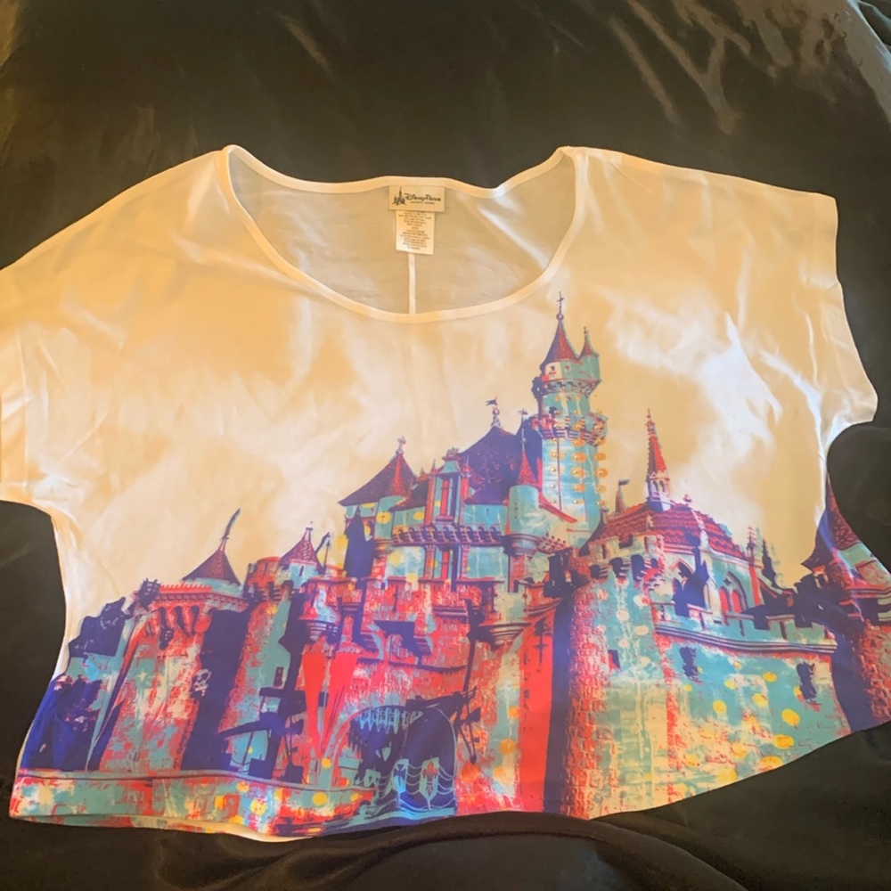 Disney Parks castle crop tee